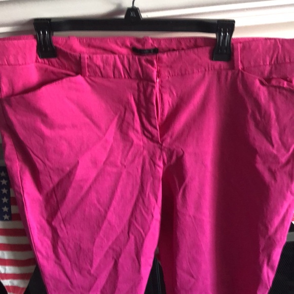 Hot pink ankle pants - Picture 2 of 3